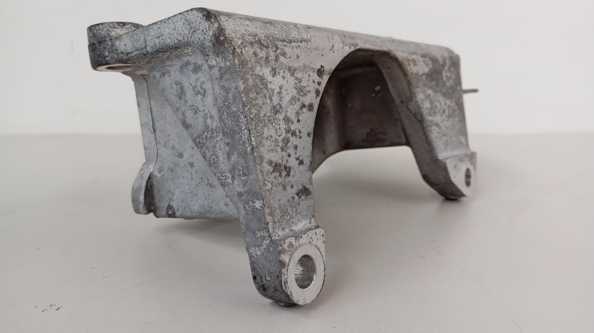 Apoio do Motor NISSAN LEAF (ZE1_) | 17 -  Imagem-6