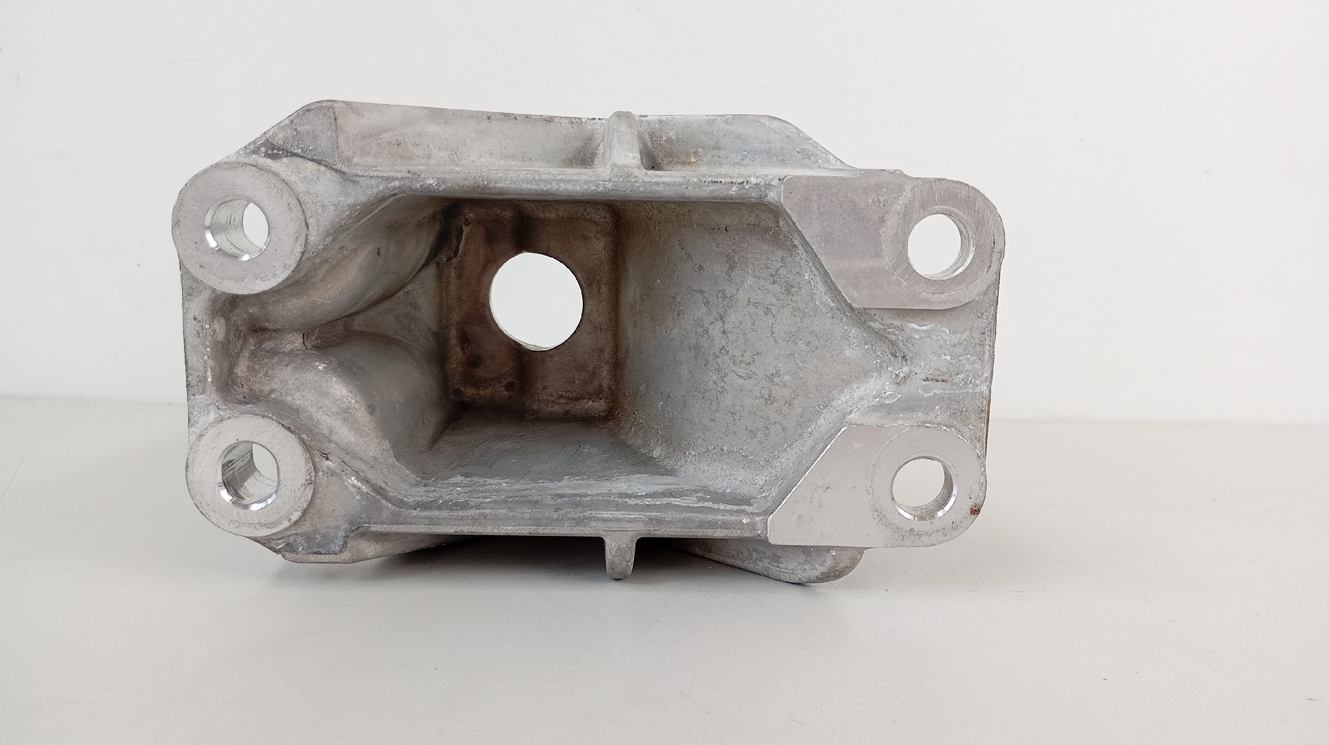 Motor Support NISSAN LEAF (ZE1_) | 17 -  Imagem-5