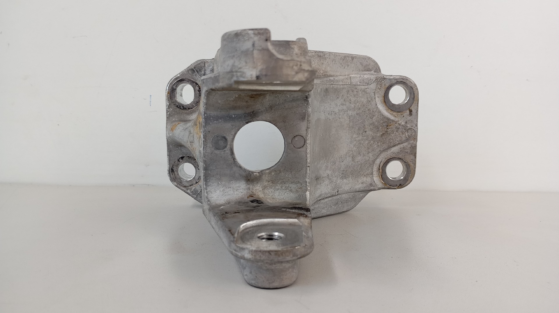 Motor Support NISSAN LEAF (ZE1_) | 17 -  Imagem-6