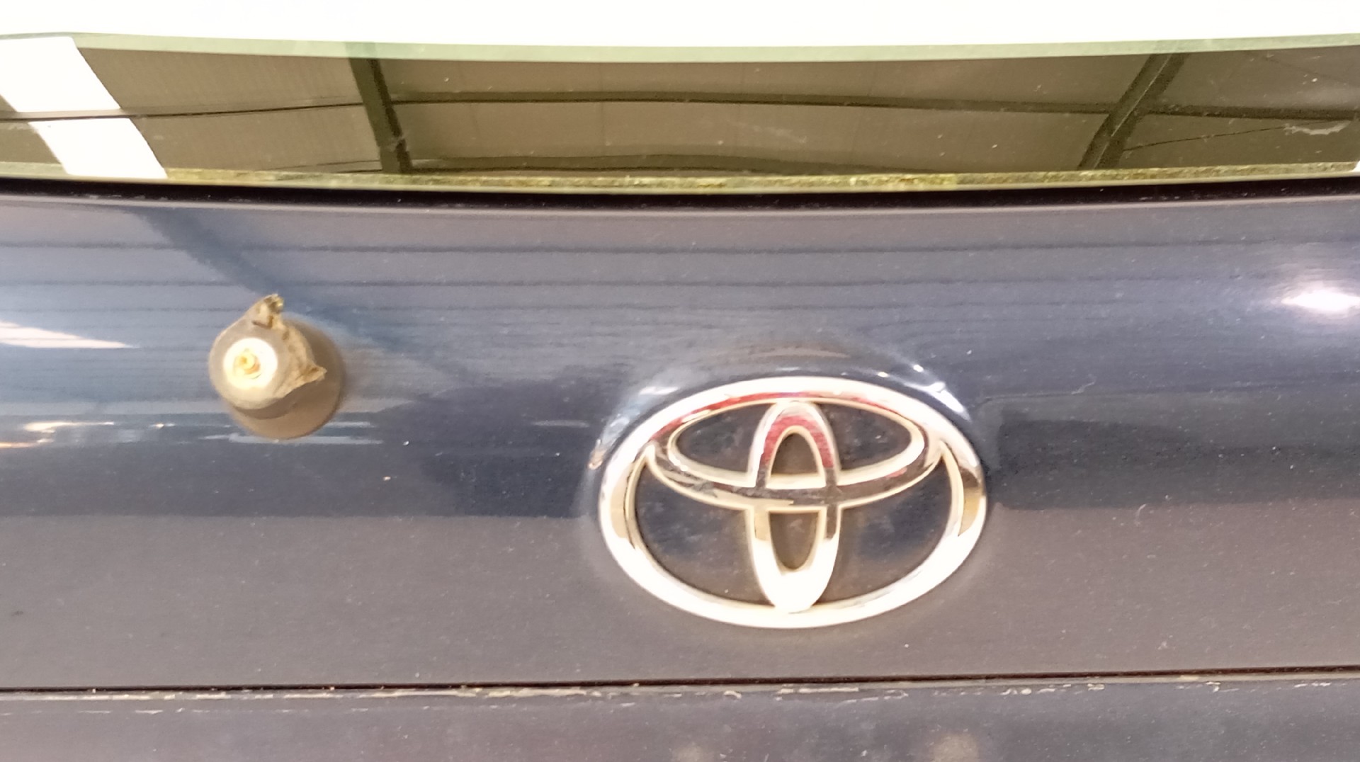 Porta da Mala Bagageira TOYOTA COROLLA 2.0 D-4D Imagem-1