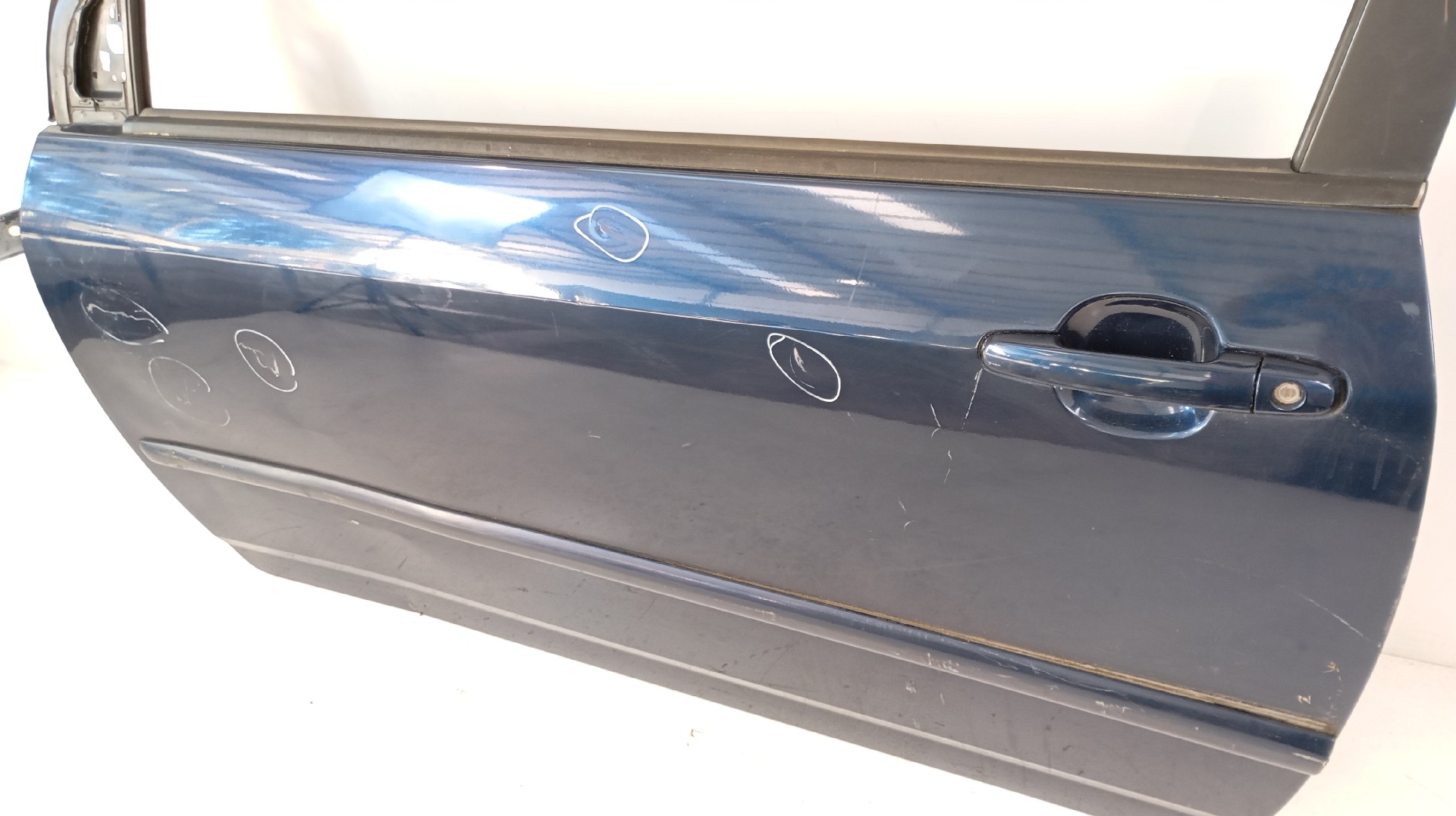 Porta Frente Esquerda TOYOTA COROLLA 2.0 D-4D Imagem-1