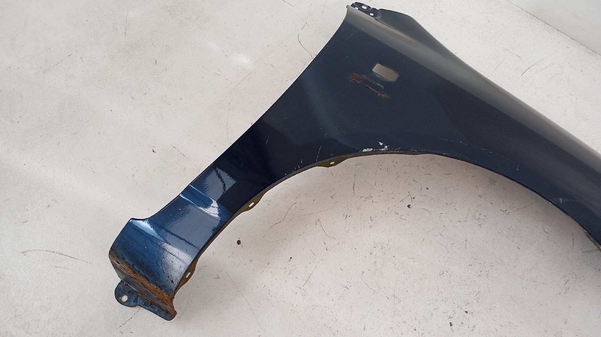 Guarda Lamas Frente Direito TOYOTA COROLLA Liftback (_E11_) | 97 - 02 Imagem-1