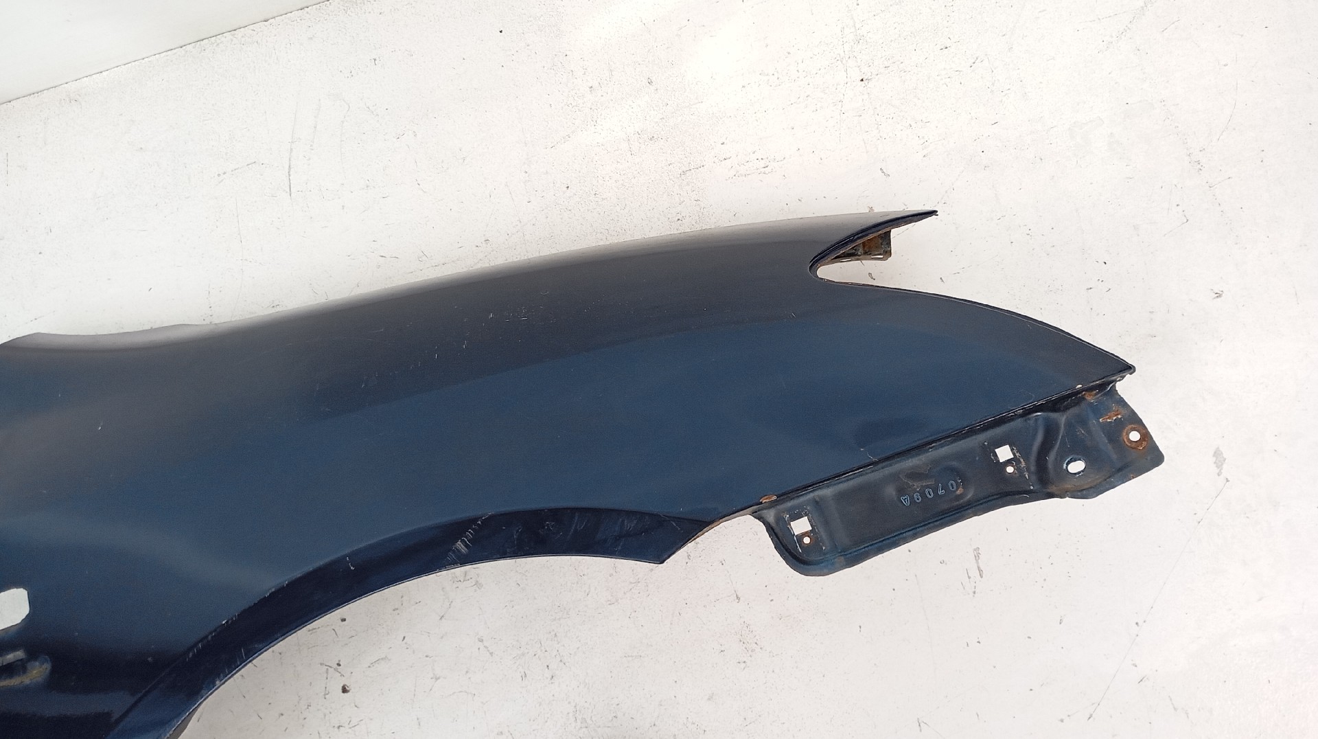 Guarda Lamas Frente Direito TOYOTA COROLLA Liftback (_E11_) | 97 - 02 Imagem-2