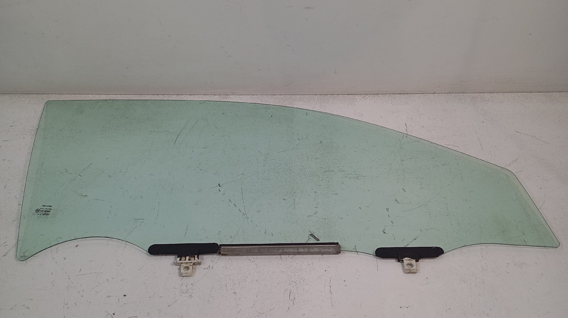 Vidro Porta Frente Direita TOYOTA COROLLA 2.0 D-4D