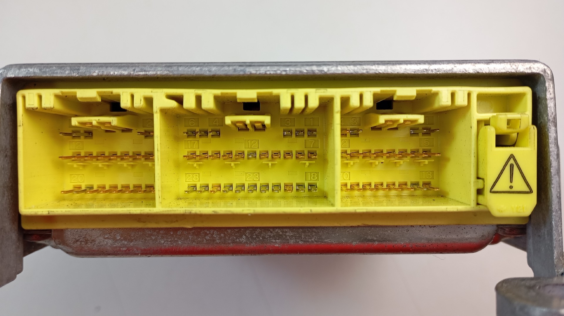 Centralina de Airbags TOYOTA COROLLA 2.0 D-4D Imagem-2