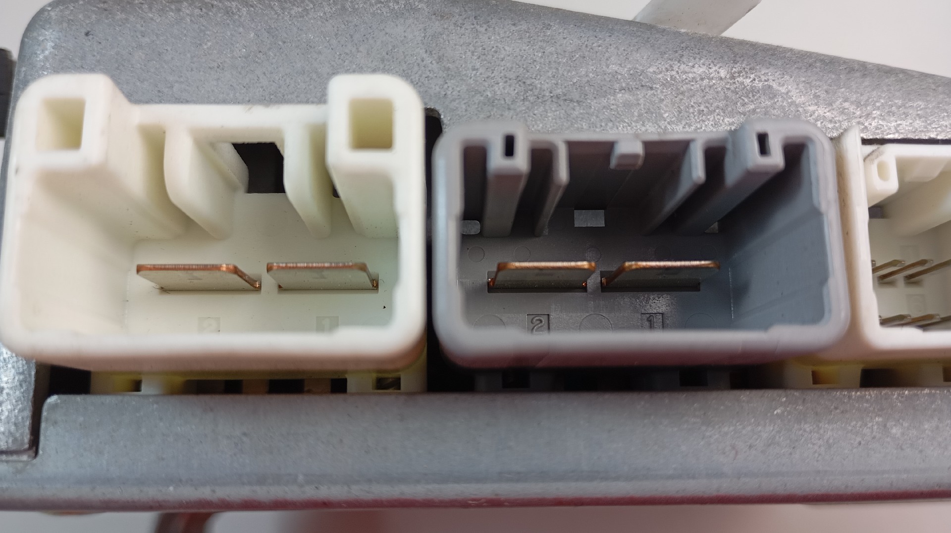 Centralina de Direçao TOYOTA COROLLA 2.0 D-4D Imagem-3