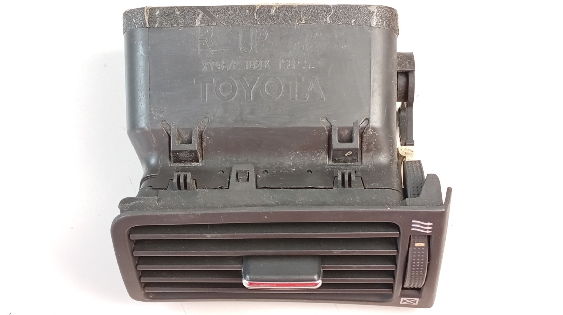 Purgador de Ar Frente Direito TOYOTA COROLLA 2.0 D-4D Imagem-1