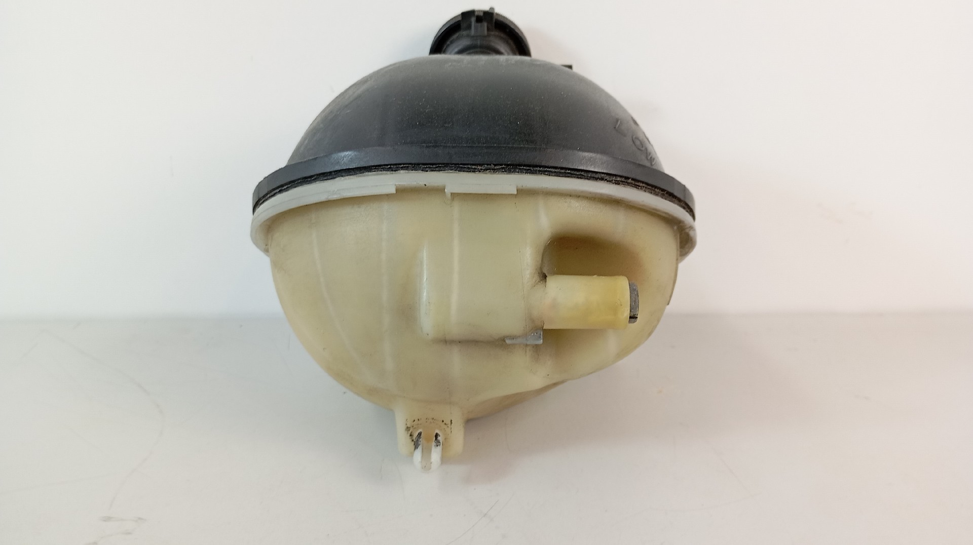 Vaso Expansão TOYOTA COROLLA 2.0 D-4D Imagem-4