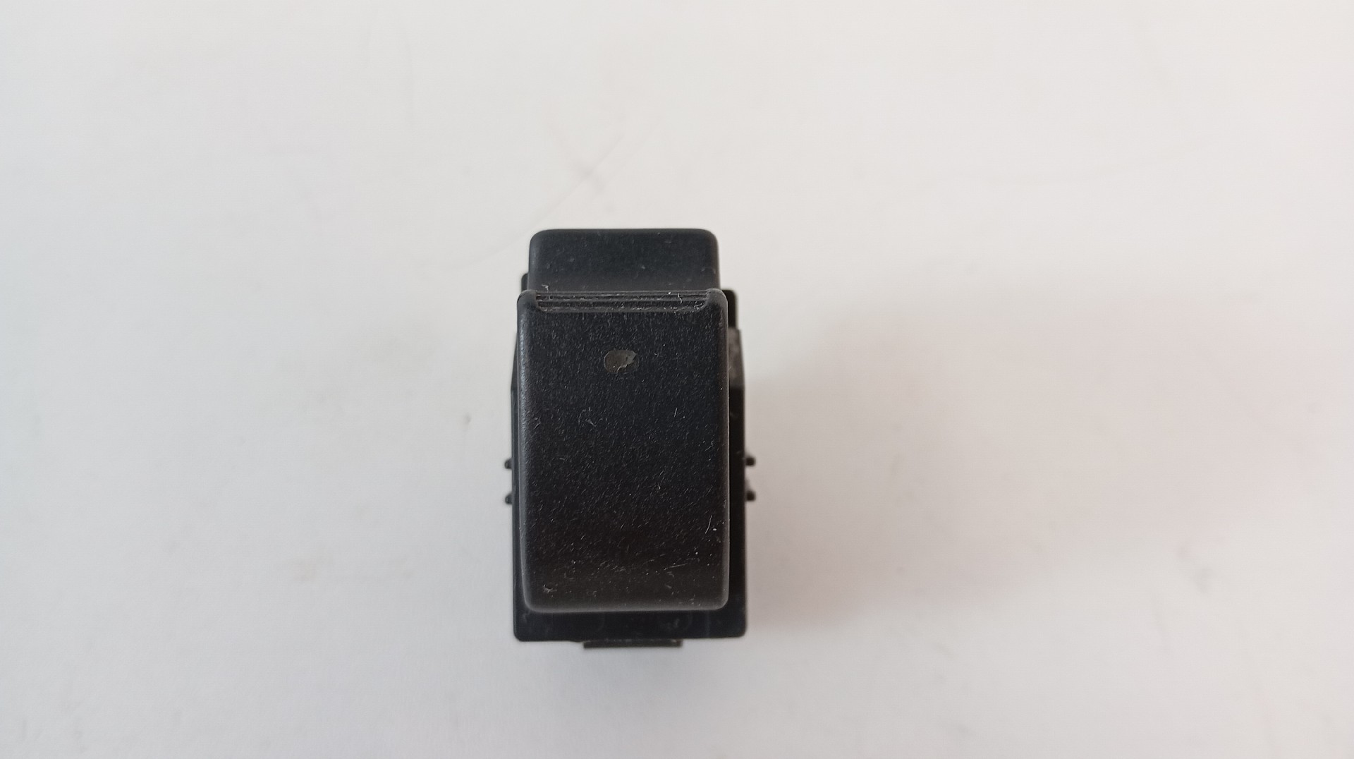 Interruptor Elevador Vidros Porta Frente Direita TOYOTA COROLLA 2.0 D-4D Imagem-1