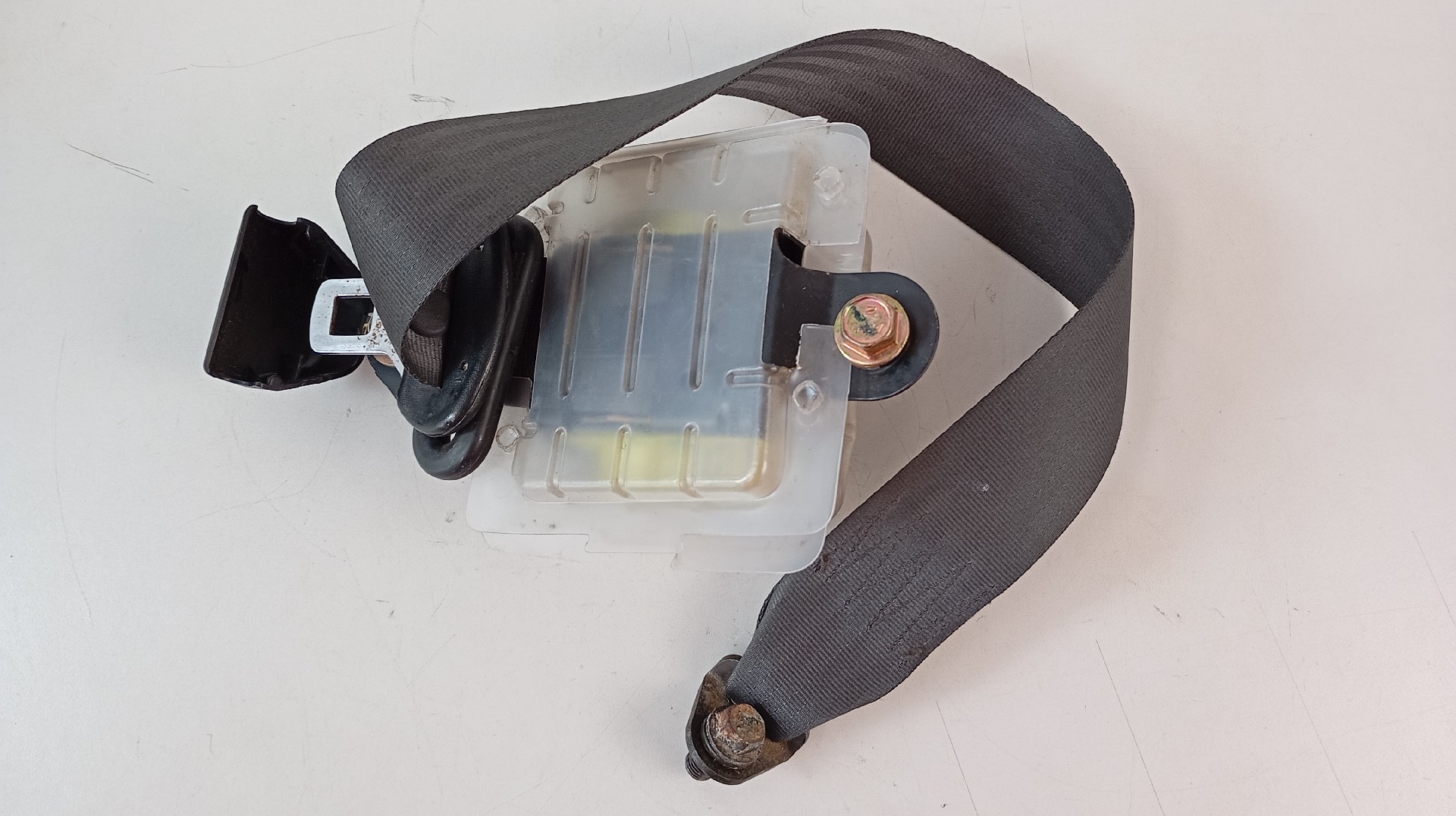 Pré-Tensor / Cinto Traseiro Direito SUZUKI VITARA (ET, TA, TD) | 88 - 02