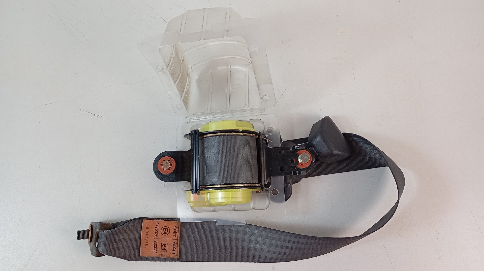 Pré-Tensor / Cinto Traseiro Direito SUZUKI VITARA (ET, TA, TD) | 88 - 02 Imagem-3