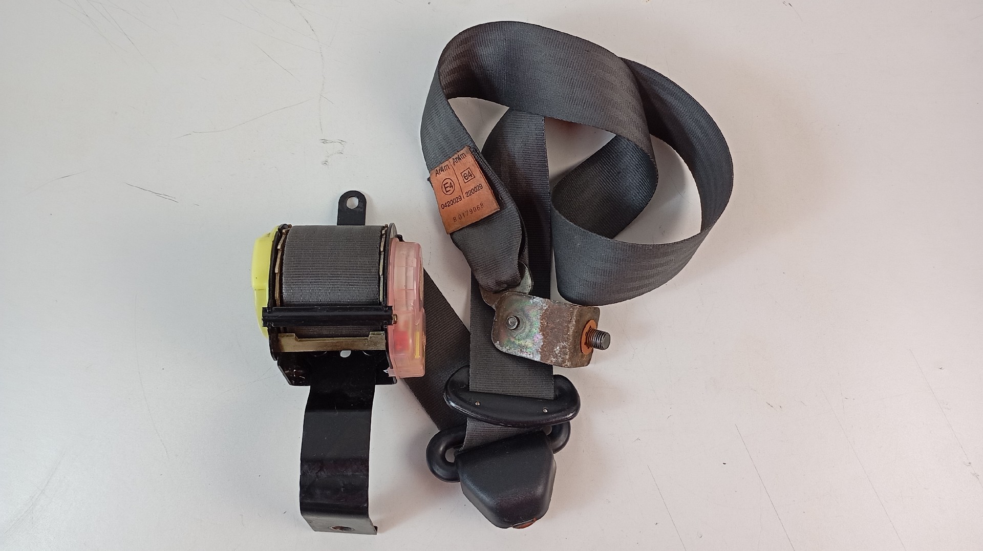 Pré-Tensor / Cinto Frente Direito SUZUKI VITARA (ET, TA, TD) | 88 - 02