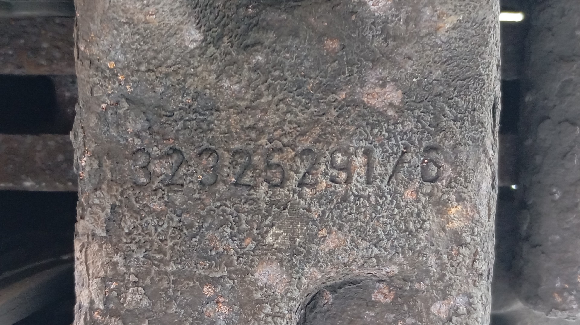 Manga de Eixo Direita NISSAN LEAF ACENTA Imagem-4