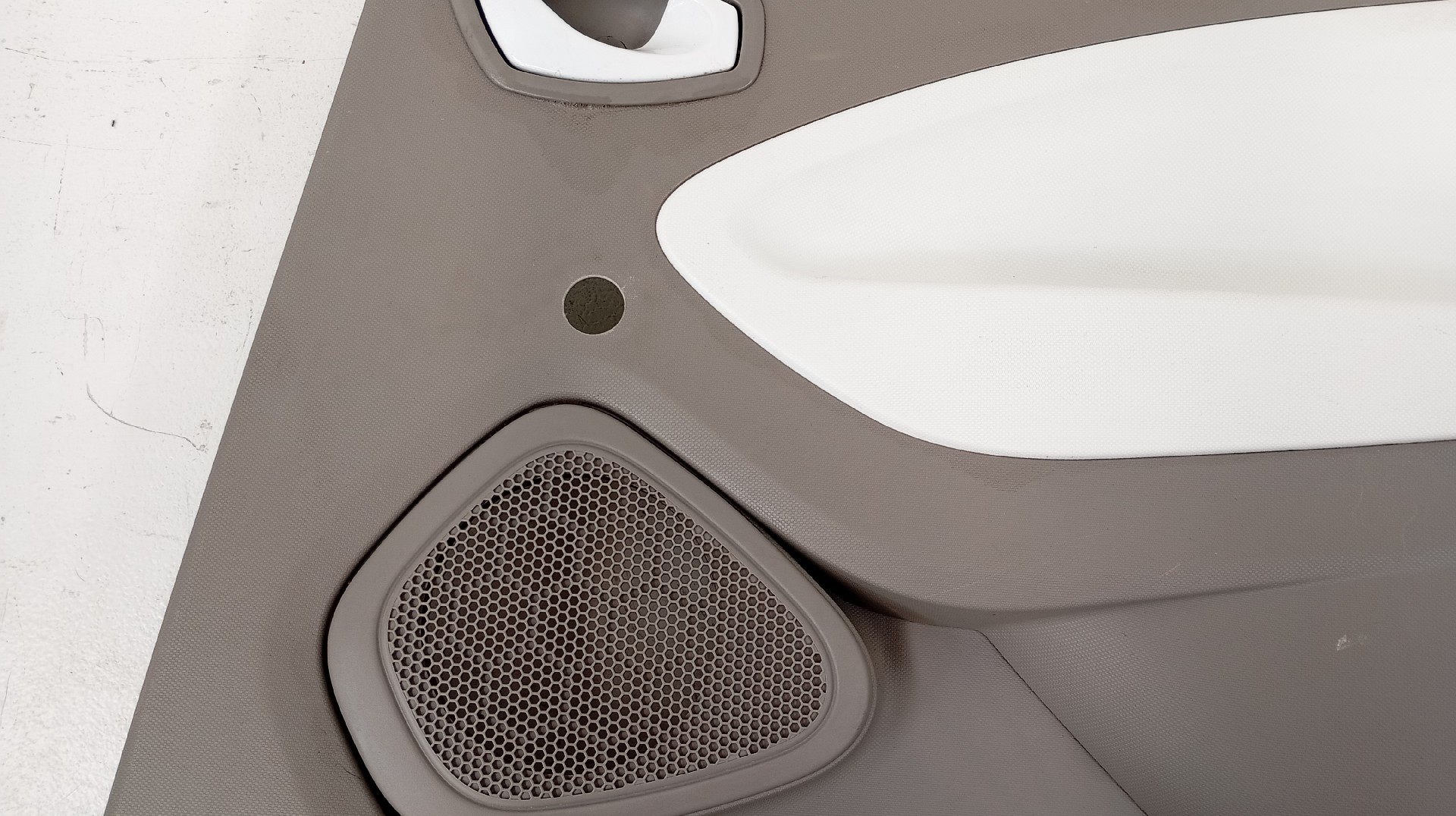 Quartela / Forra Porta Traseira Direita RENAULT ZOE (BFM_) | 12 -  Imagem-3