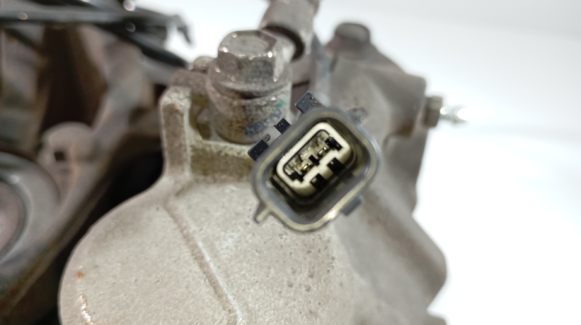 Manga de Eixo Esquerda NISSAN LEAF (ZE1_) | 17 -  Imagem-3