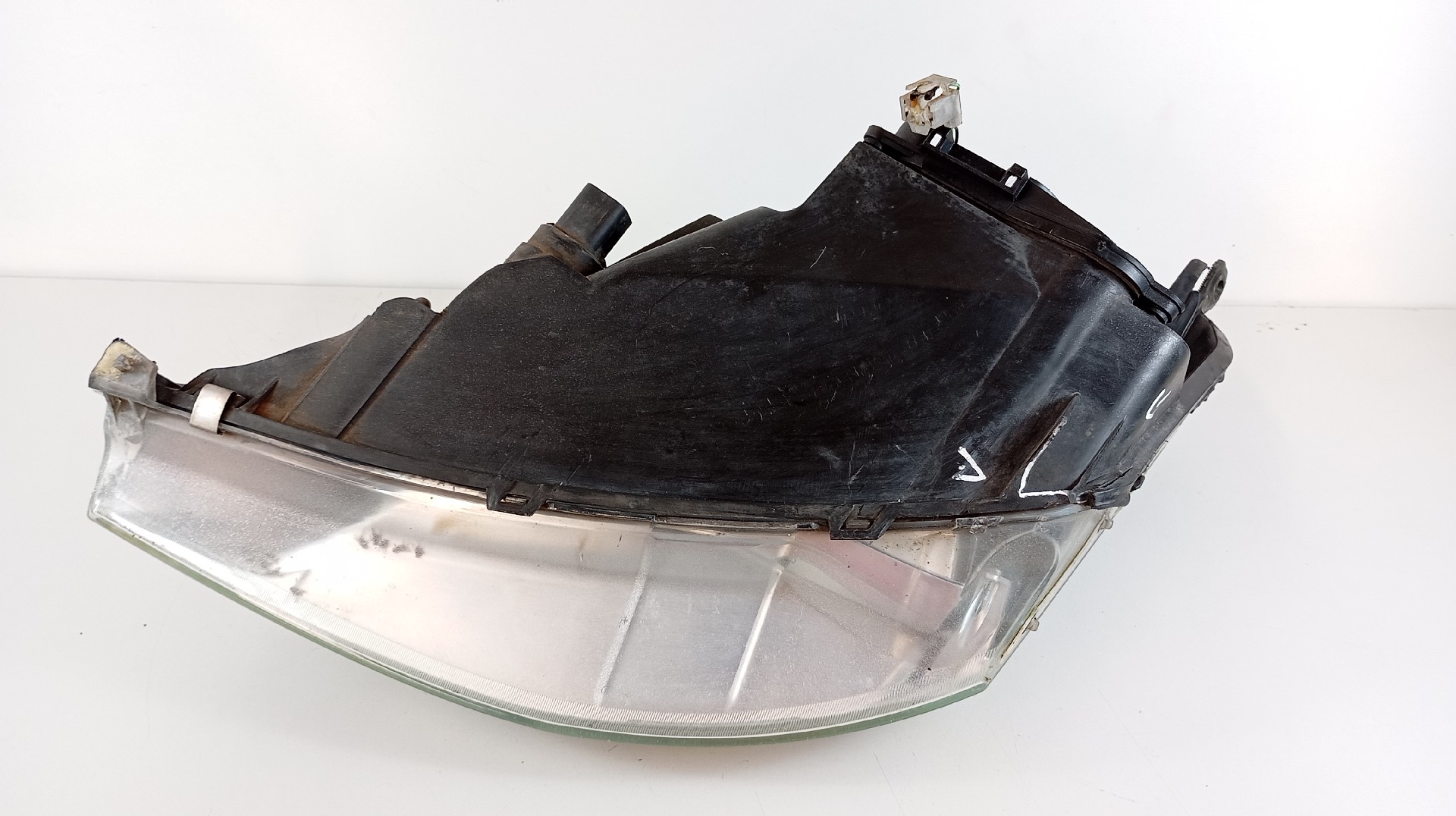 Right Headlight  FORD FOCUS I 1.6 16V Imagem-3