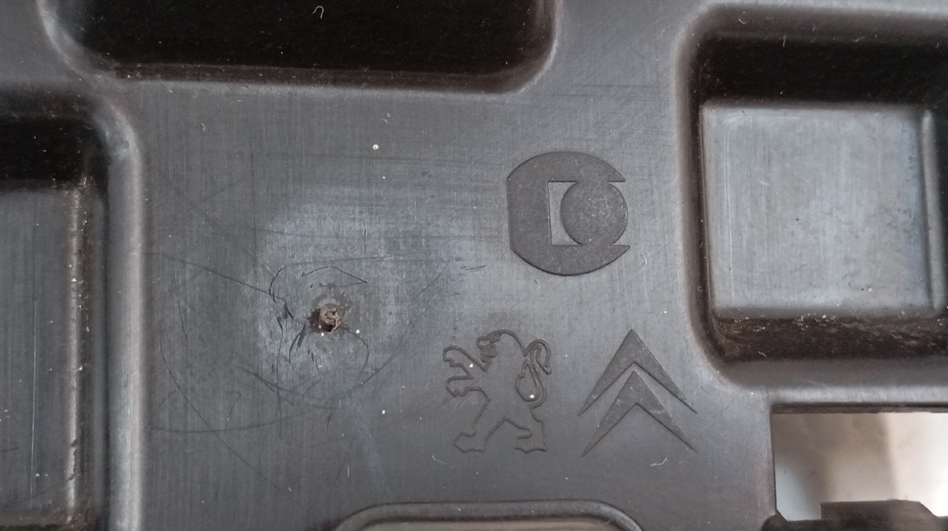 Suporte Para Choques PEUGEOT 508 RXH Imagem-4