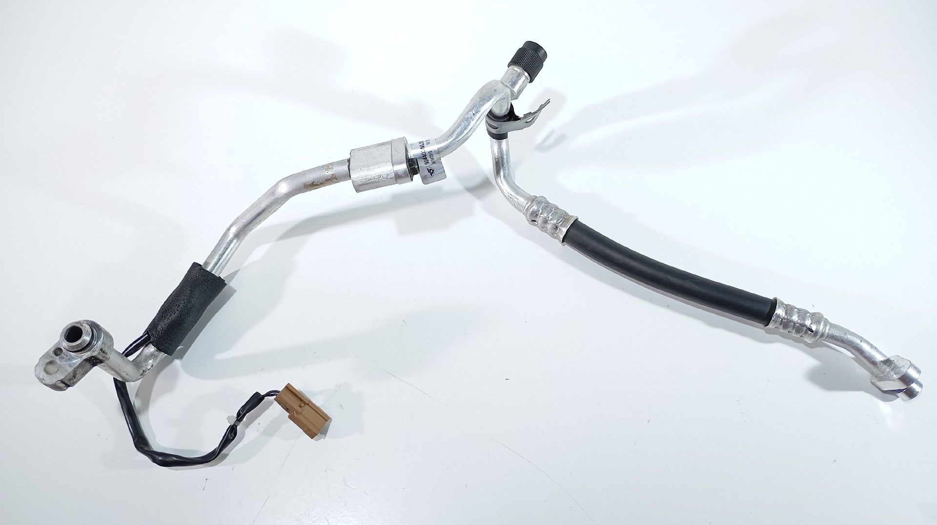 Tubo AC NISSAN LEAF (ZE0) | 10 - 