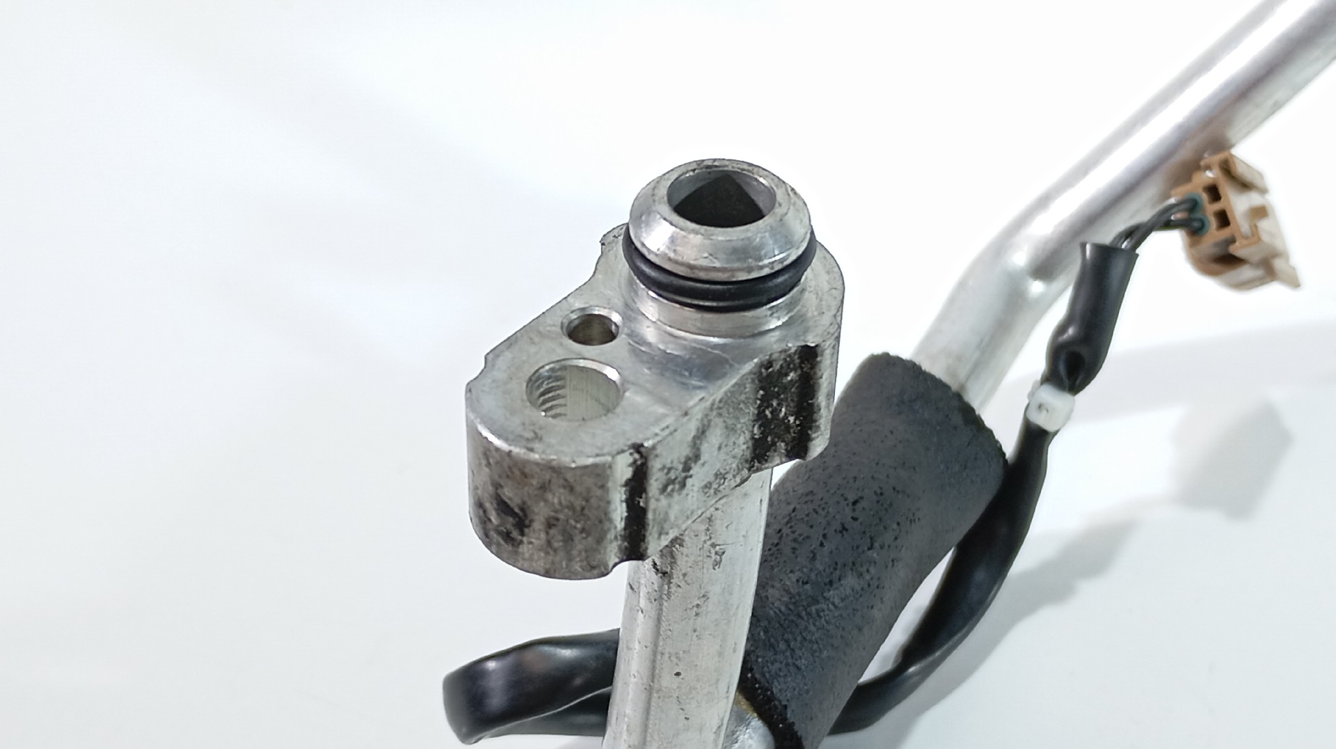 Tubo AC NISSAN LEAF (ZE0) | 10 -  Imagem-3