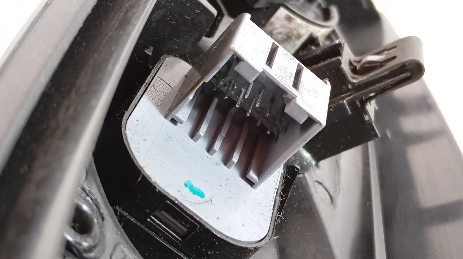 Coluna Tweeter FIAT FIORINO Caixa/Combi (225_) | 07 -  Imagem-3