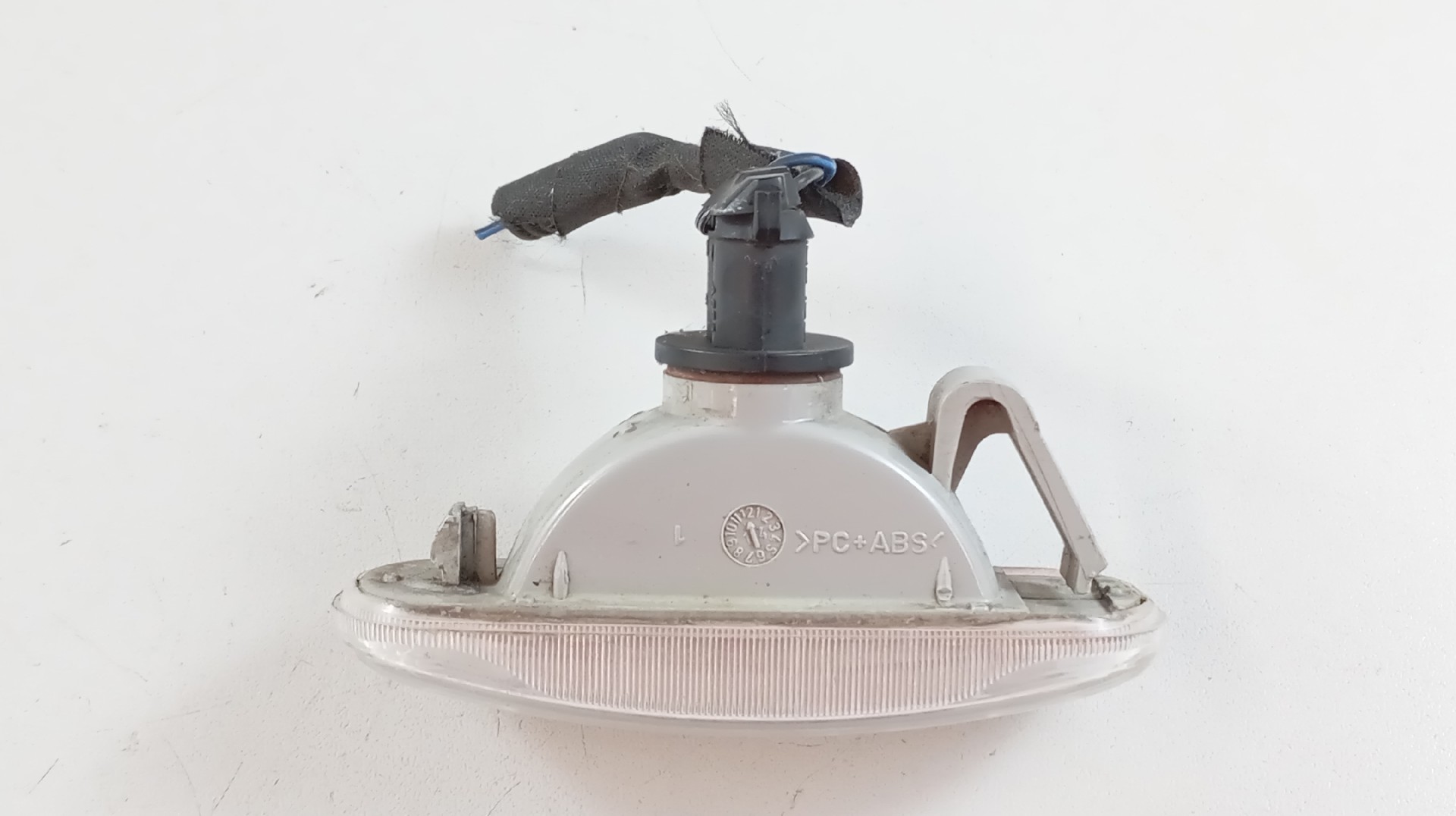 Farolim Pisca Frente Direito FIAT FIORINO Caixa/Combi (225_) | 07 -  Imagem-3