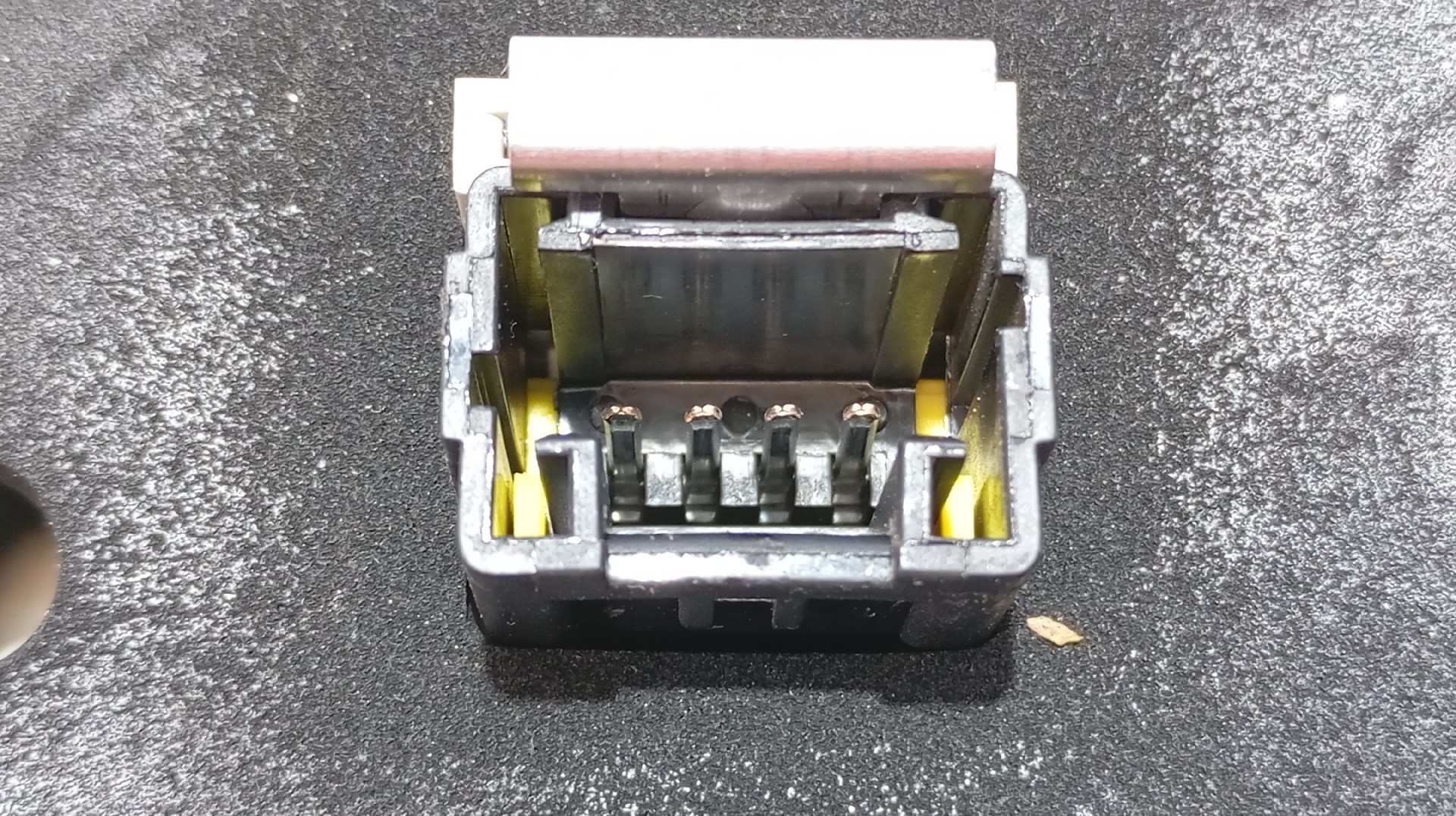 Farolim Stop Mala Direito  PEUGEOT 508 RXH Imagem-5