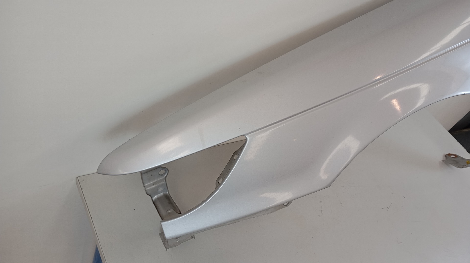 Guarda Lamas Frente Esquerdo MITSUBISHI LANCER IV Hatchback (C6_A, C7_A) | 88 - 94 Imagem-1