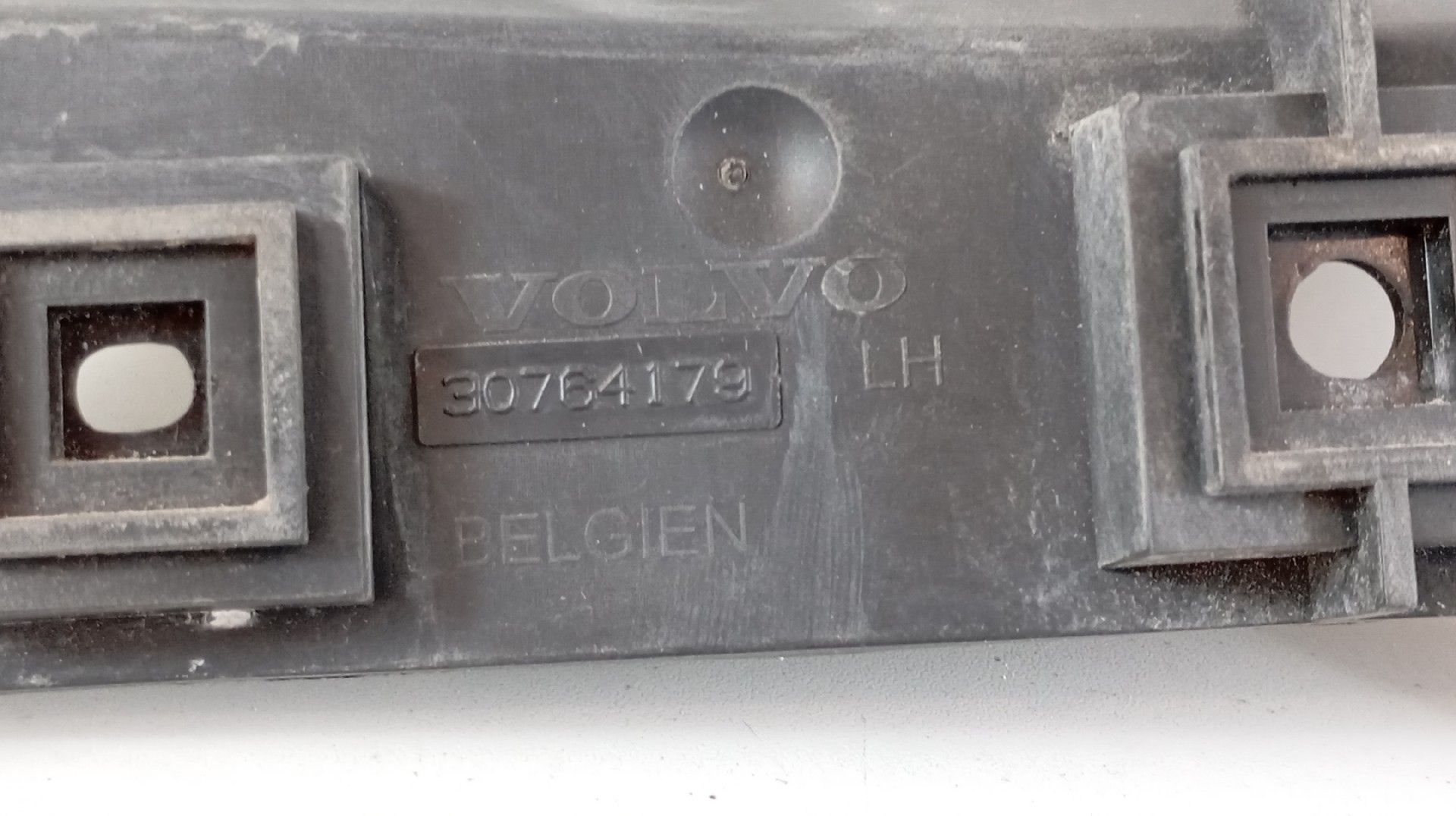 Suporte Encaixe Para Choques Esquerdo VOLVO V50 (545) | 03 - 12 Imagem-4