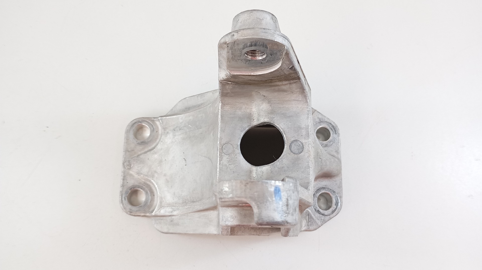 Apoio da Caixa NISSAN LEAF (ZE1_) | 17 - 