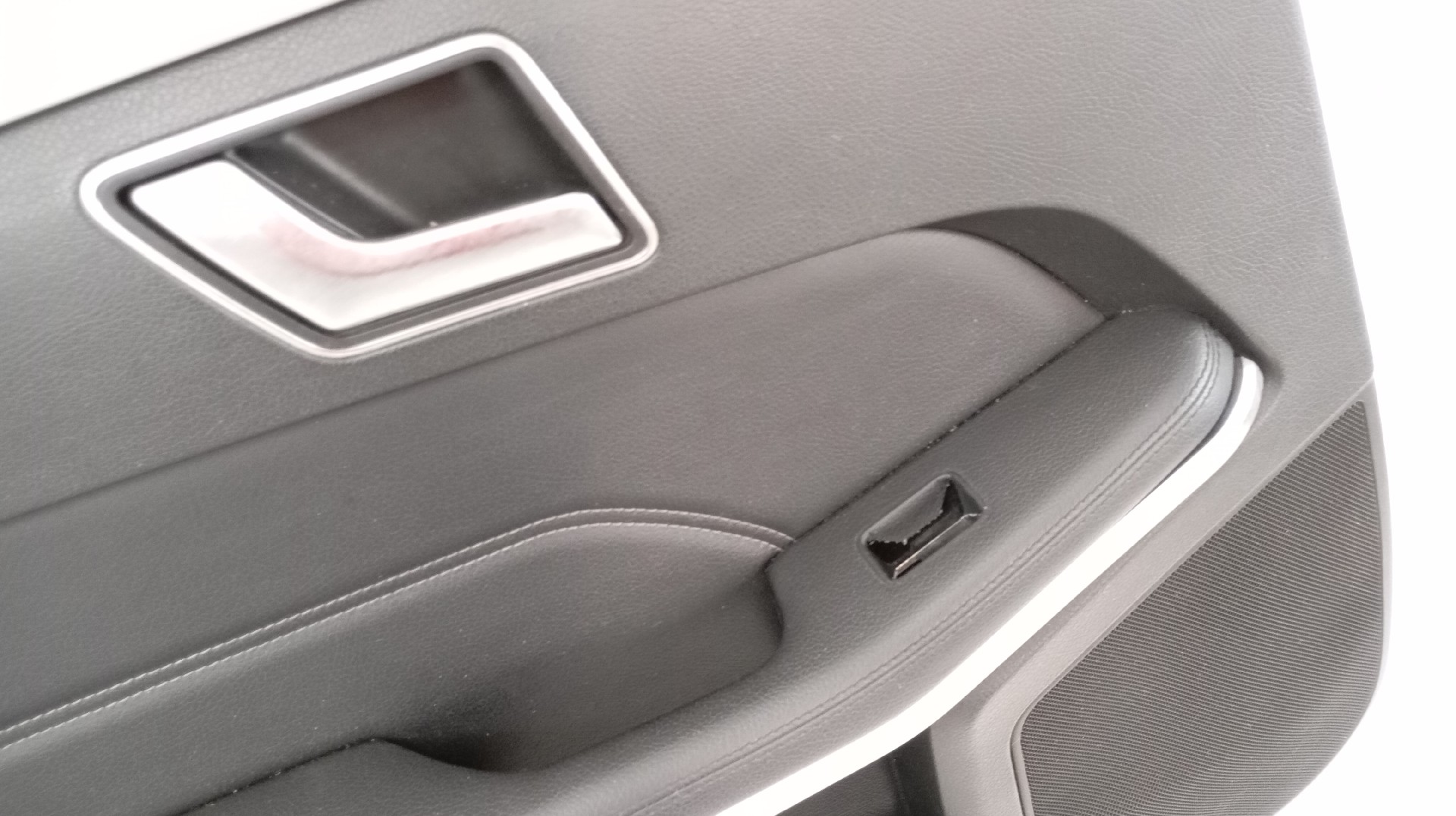 Quartela / Forra Porta Traseira Esquerda MERCEDES-BENZ E-CLASS (W212) | 09 - 16 Imagem-1