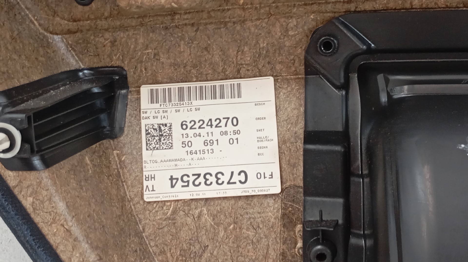 Quartela / Forra Porta Traseira Direita BMW 520 (F10) Imagem-4