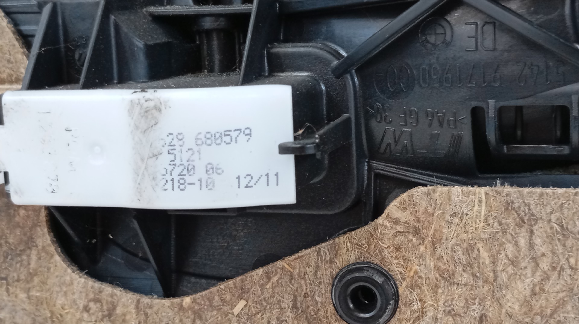 Quartela / Forra Porta Traseira Direita BMW 520 (F10) Imagem-3