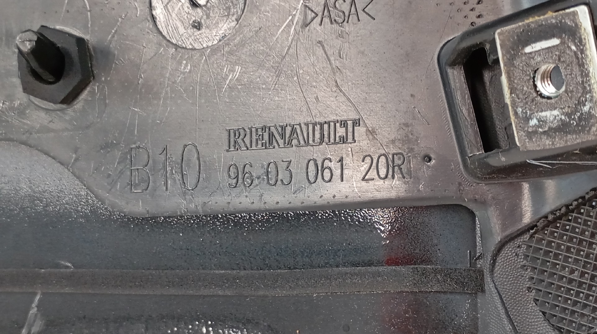 Spoiler / Aleron Vidro Traseiro RENAULT ZOE (BFM_) | 12 -  Imagem-6