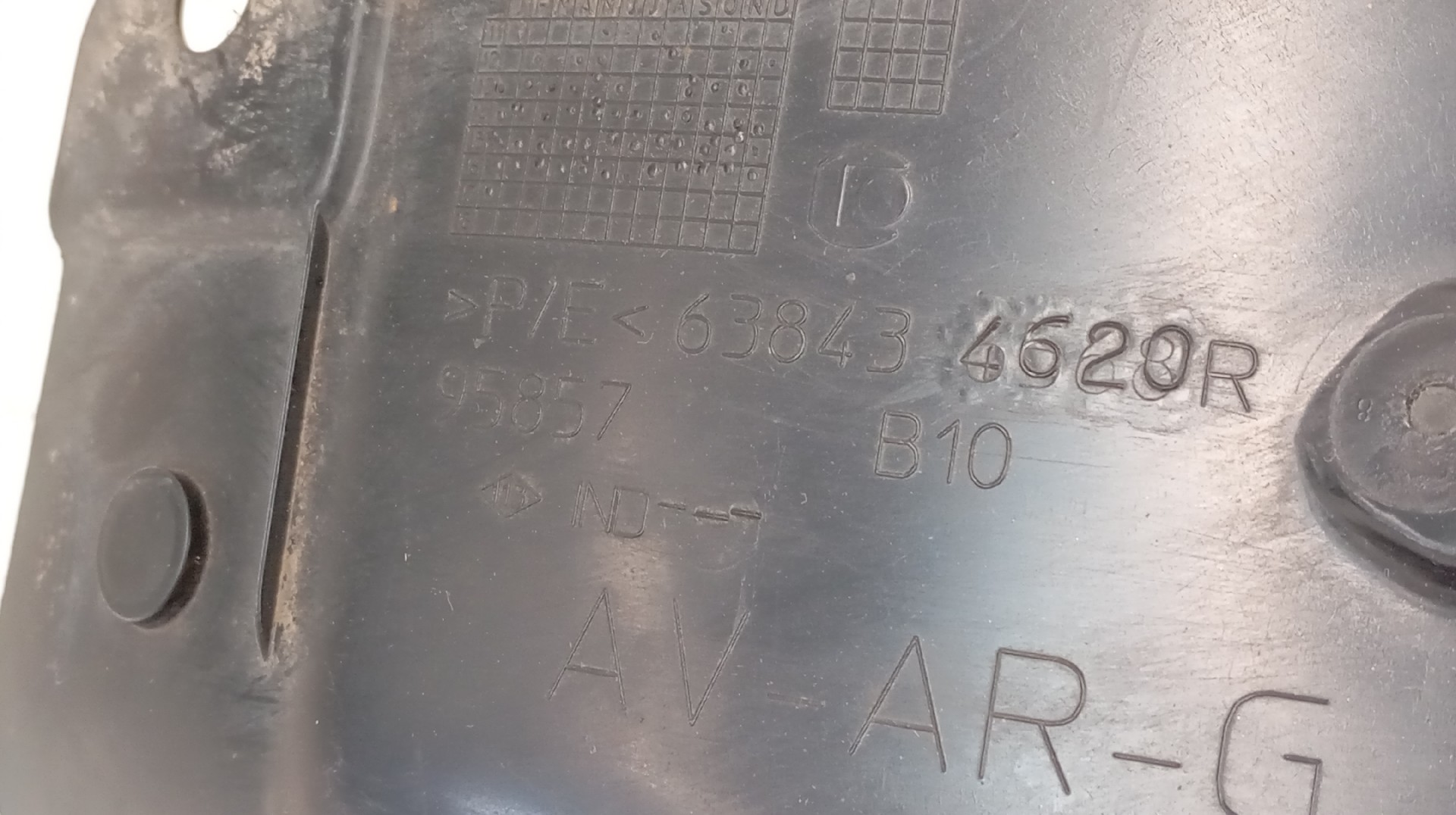 Cave de Roda Frente Esquerda RENAULT ZOE (BFM_) | 12 -  Imagem-1