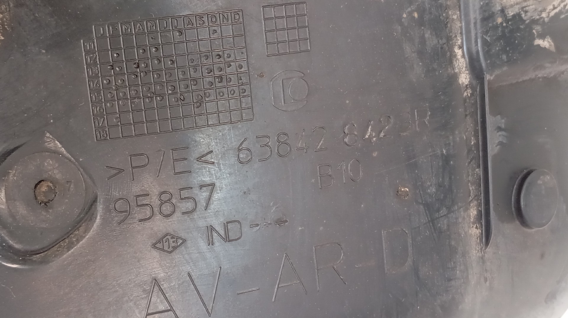 Cave de Roda Frente Direita RENAULT ZOE (BFM_) | 12 -  Imagem-1