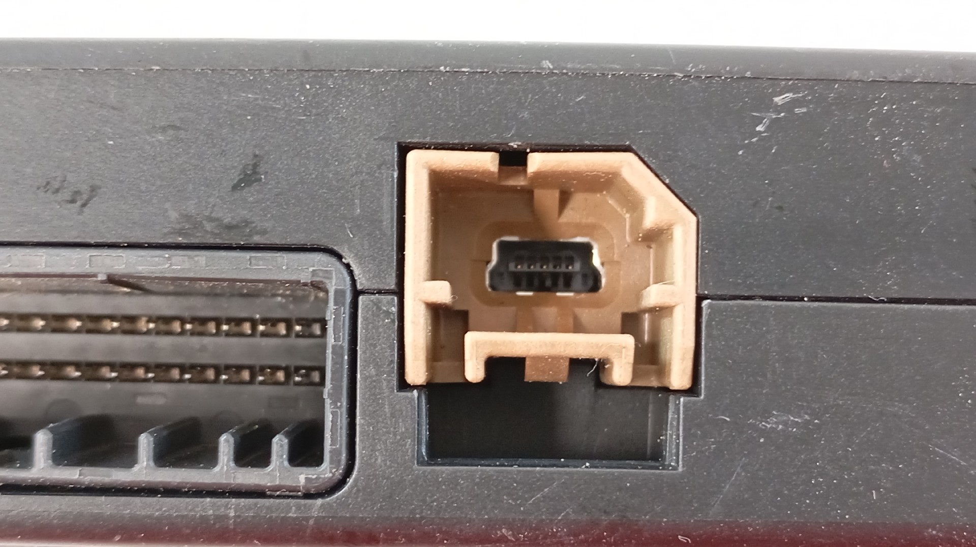 Módulo Telemático RENAULT ZOE (BFM_) | 12 -  Imagem-4