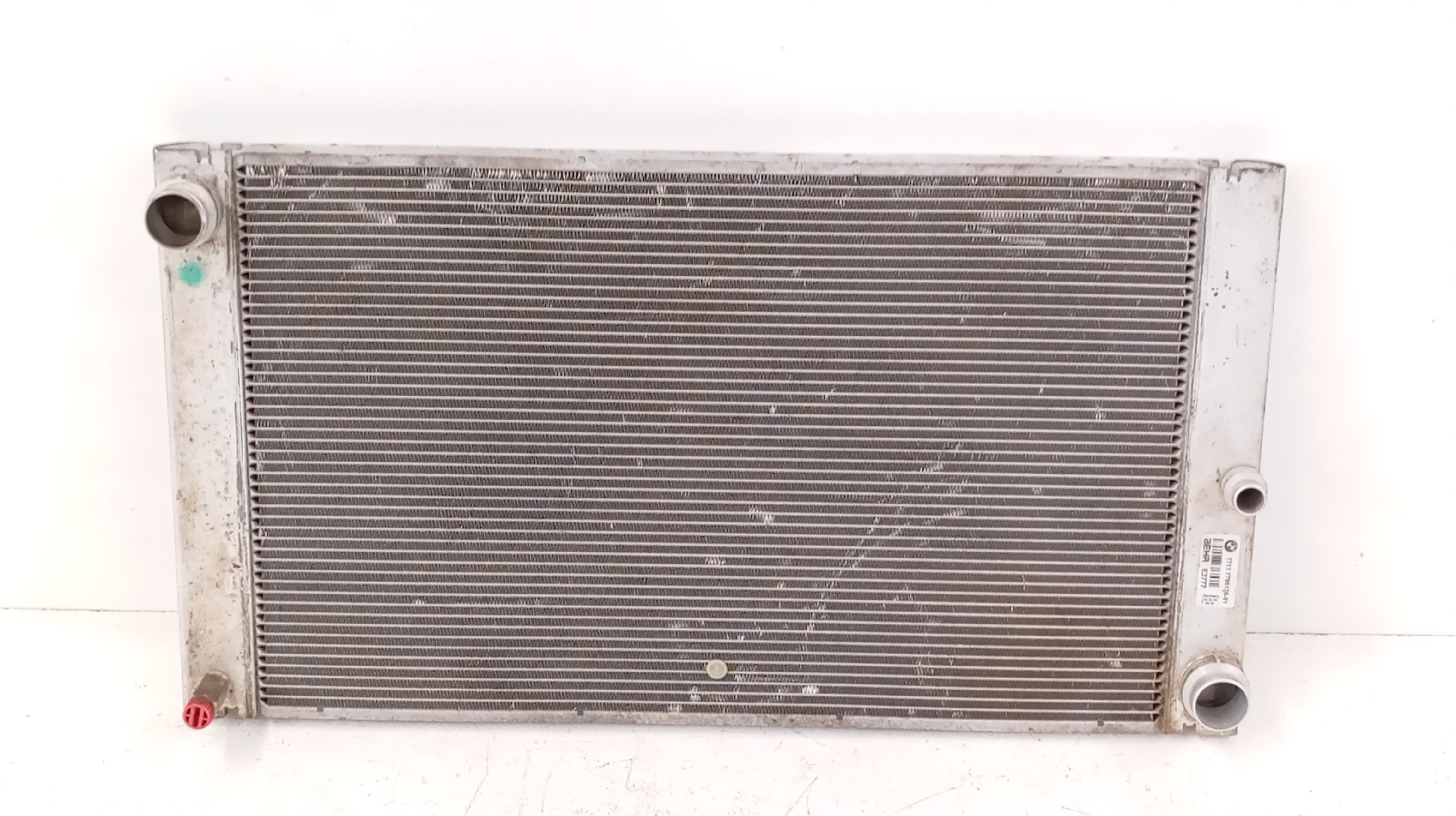 Water Radiator BMW 730D Imagem-1