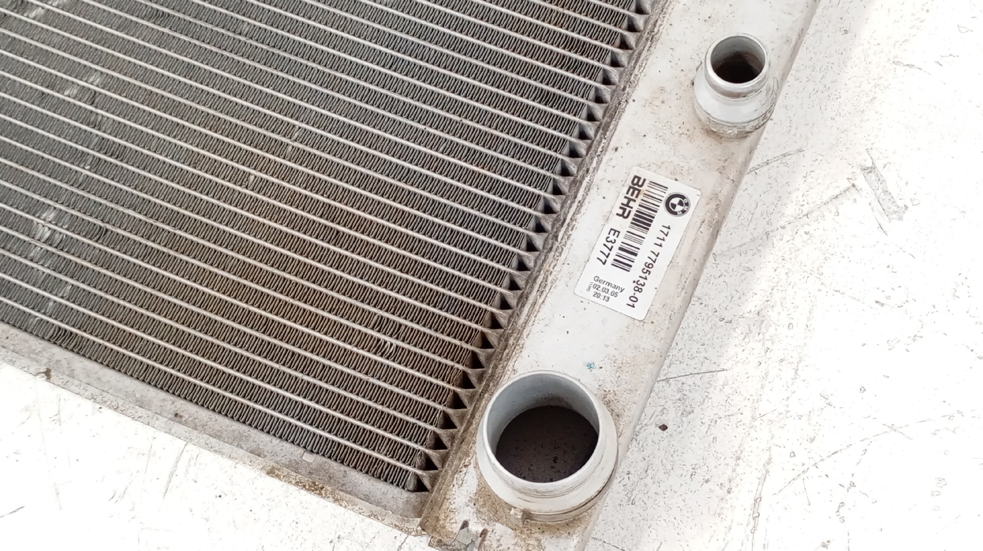 Water Radiator BMW 730D Imagem-3