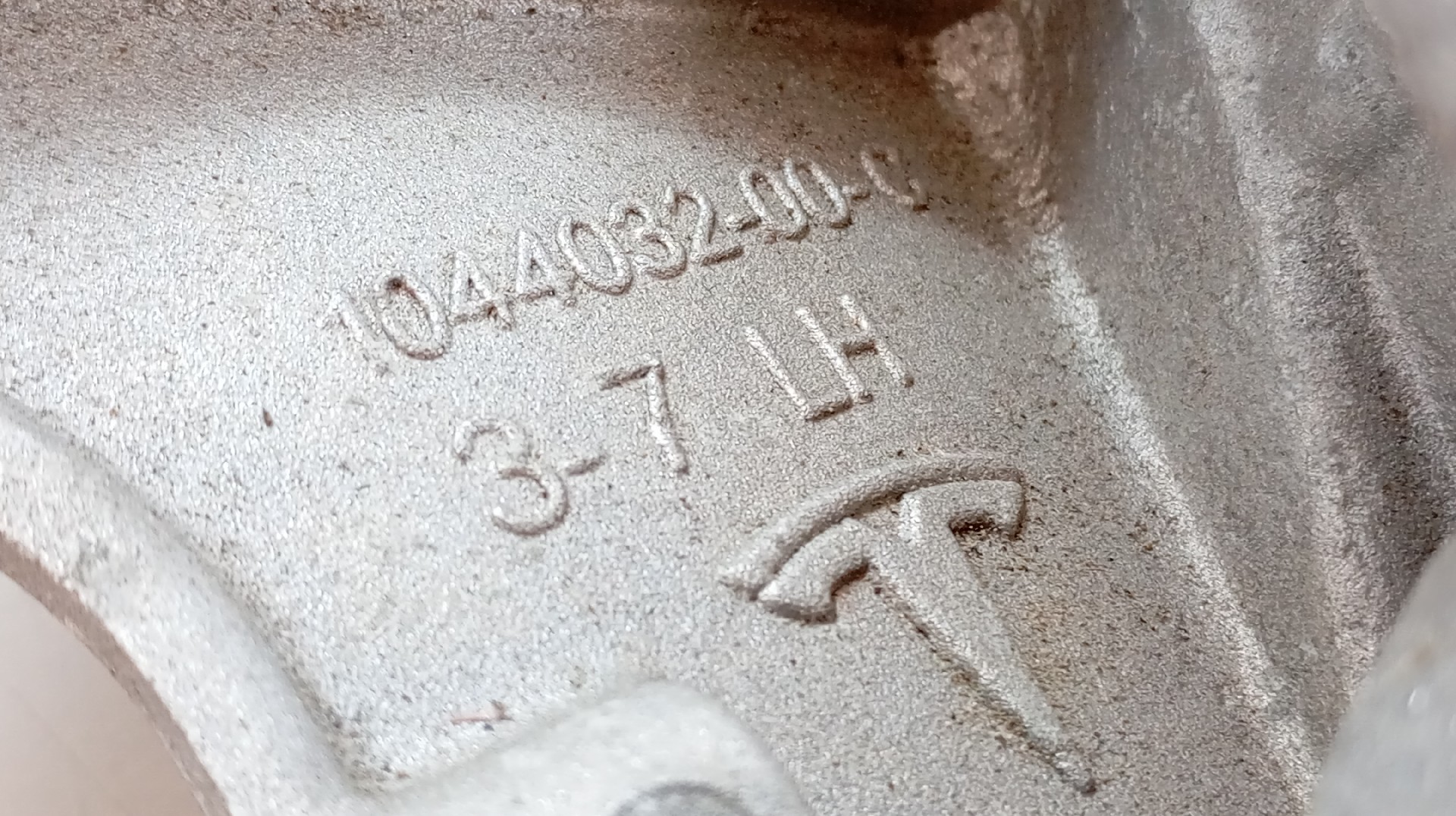 Braço Manga Eixo Frente TESLA MODEL Y (5YJY) Imagem-5