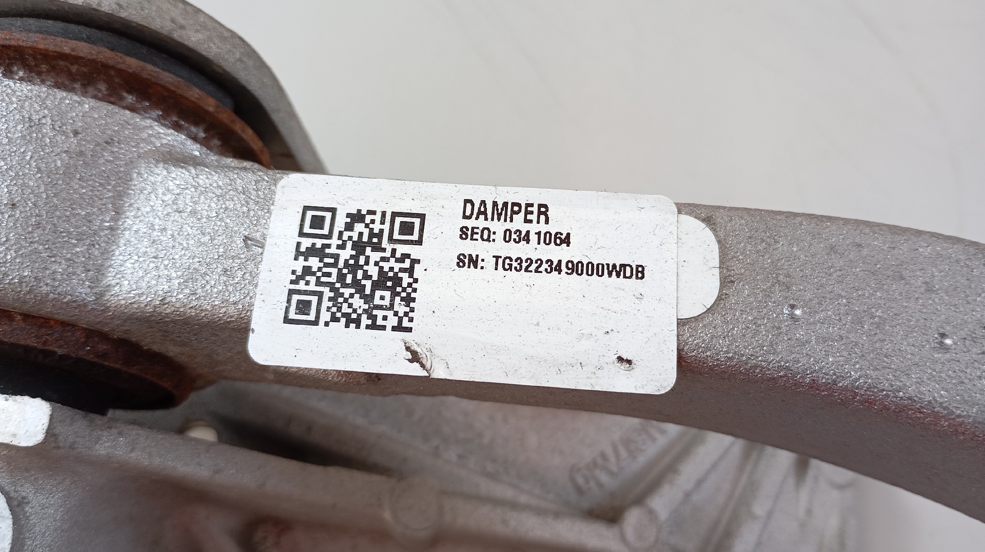 Braço Manga Eixo Frente TESLA MODEL Y (5YJY) Imagem-4