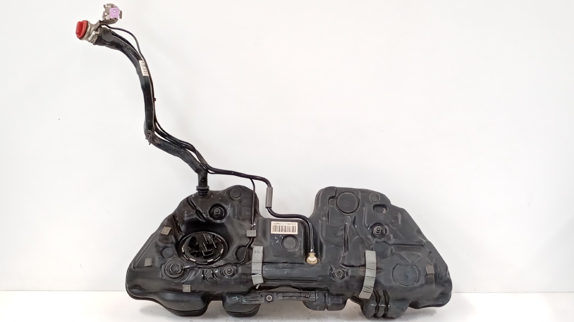 Depósito de Combustível MERCEDES-BENZ C-CLASS (W205) | 13 - 