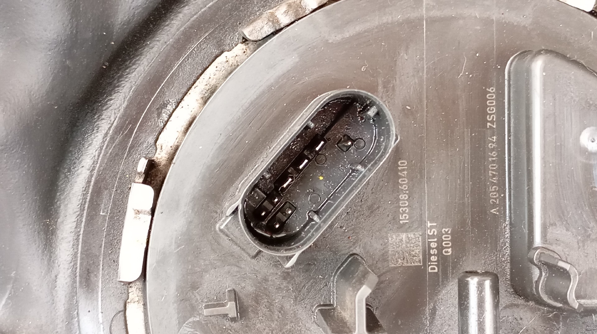 Fuel Tank MERCEDES-BENZ C-CLASS (W205) | 13 -  Imagem-4