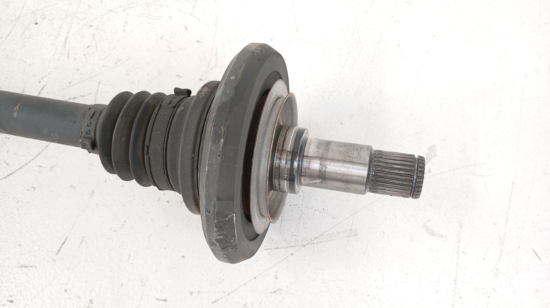 Transmissão Traseira Esquerda MERCEDES-BENZ C-CLASS (W205) | 13 -  Imagem-1