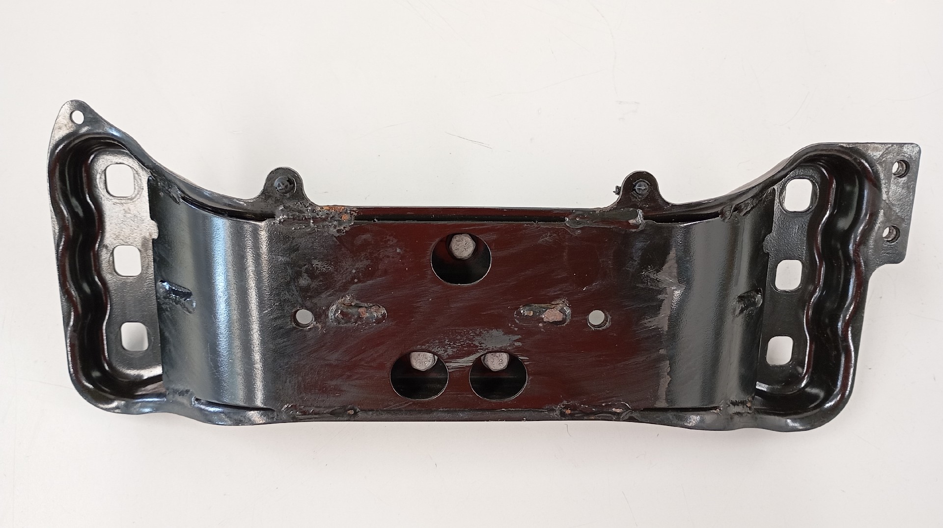 Apoio da Caixa MERCEDES-BENZ C-CLASS (W205) | 13 -  Imagem-2