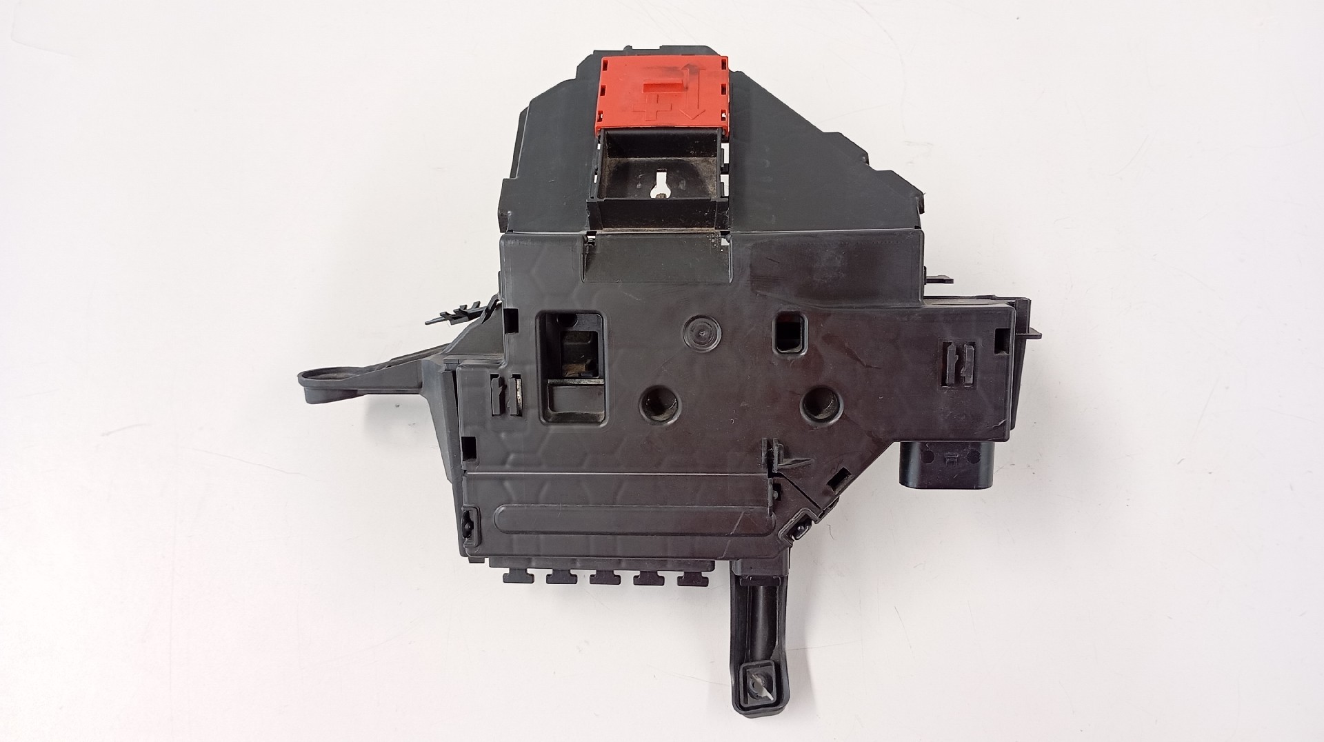 Caixa de Fusíveis MERCEDES-BENZ C-CLASS (W205) | 13 - 