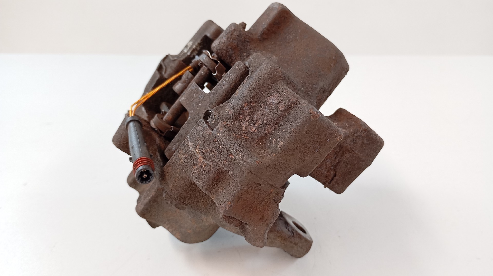 Pinça Travao Tras Direita MERCEDES-BENZ C-CLASS (W203) | 00 - 07 Imagem-3