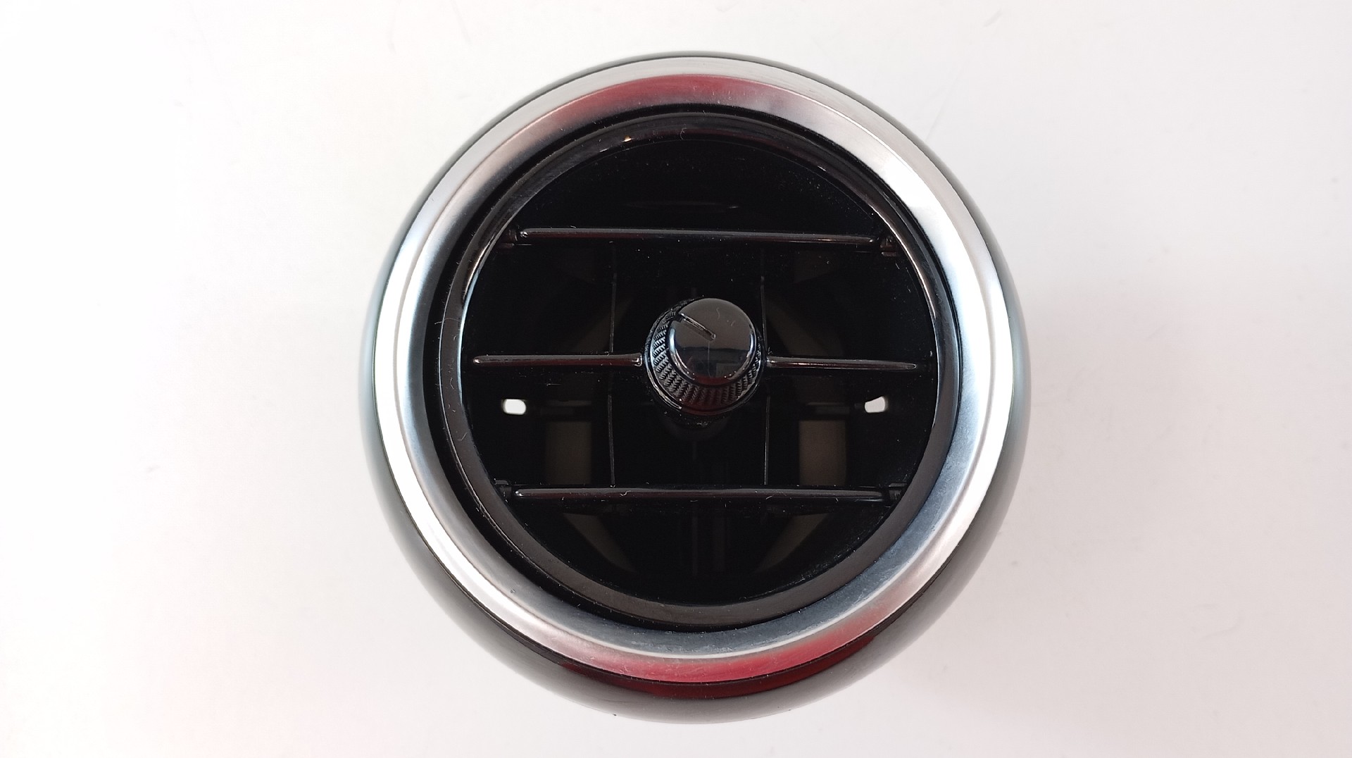 Purgador de Ar Frente Direito MERCEDES-BENZ C-CLASS (W205) | 13 -  Imagem-0