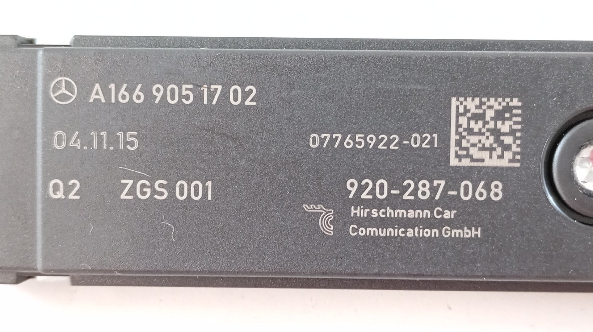 Amplificador Antena AM/FM MERCEDES-BENZ C-CLASS (W205) | 13 -  Imagem-1
