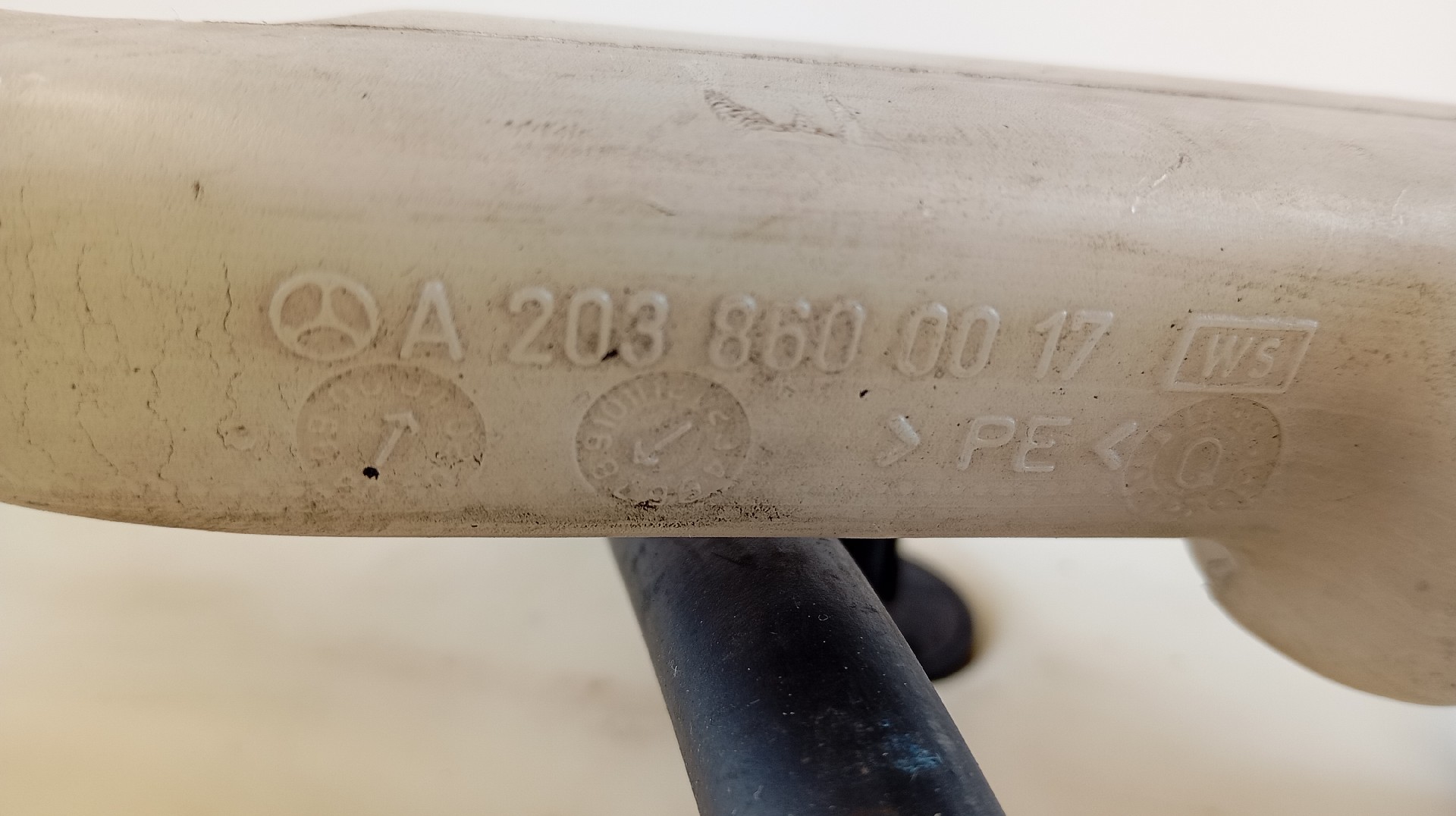 Depósito / Reservatorio Limpa Vidros MERCEDES-BENZ C-CLASS (W203) | 00 - 07 Imagem-1