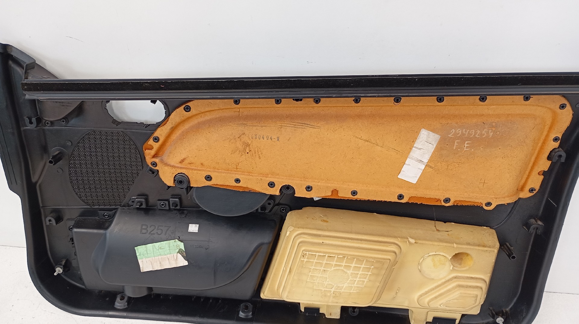 Quartela / Forra Porta Frente Esquerda FORD FIESTA V Van | 02 - 10 Imagem-4